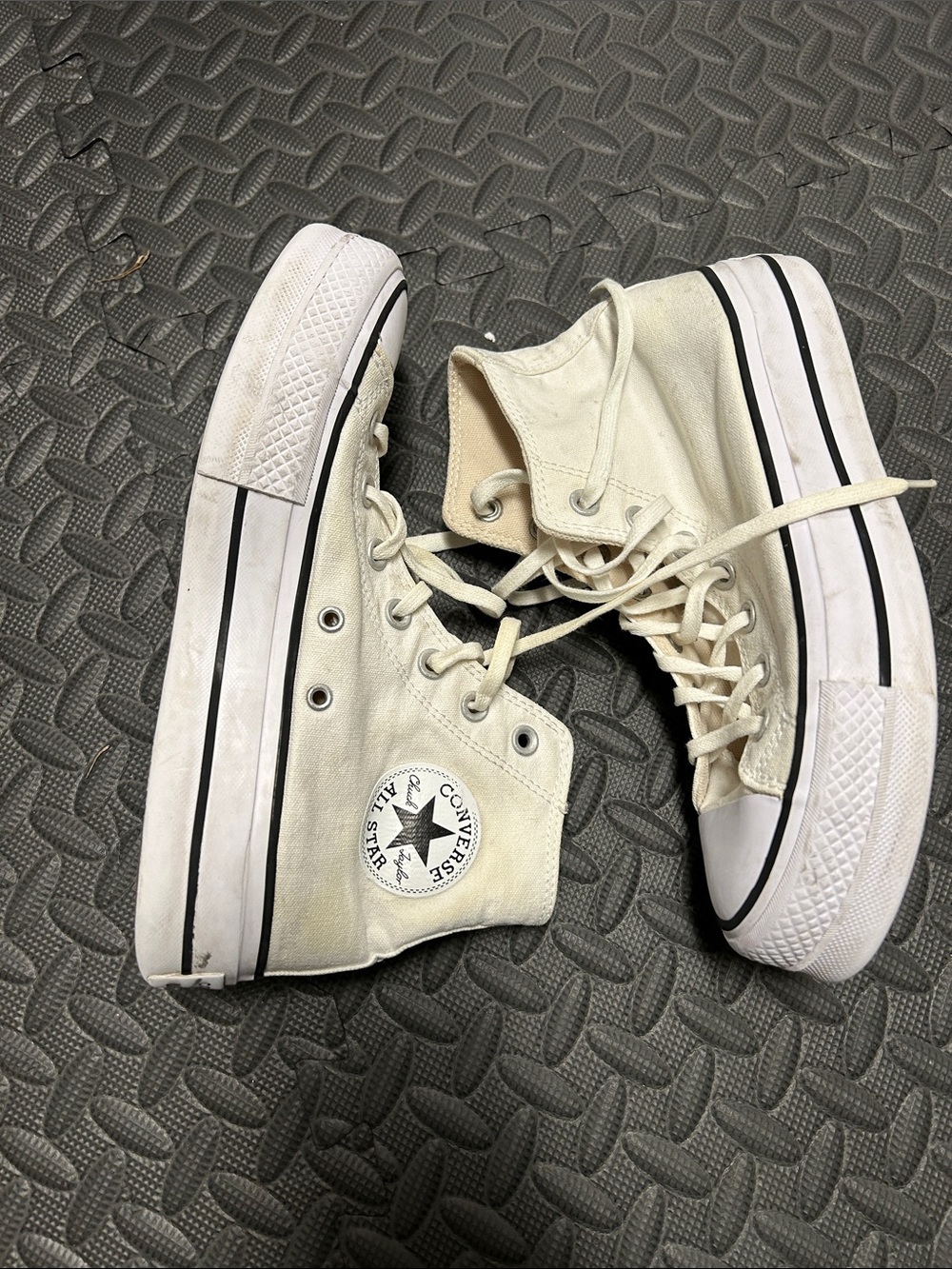 Converse Women's Chuck Taylor All-Star Platform Lift High Top Shoes - 7.5 - Picture 5 of 8